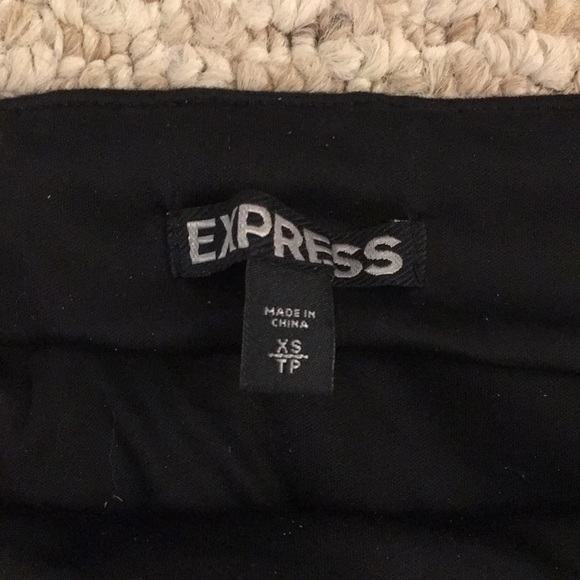 Cute sequin mini skirt. - Picture 2 of 3